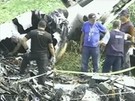 Caixas-pretas de avião que caiu em Recife são localizadas